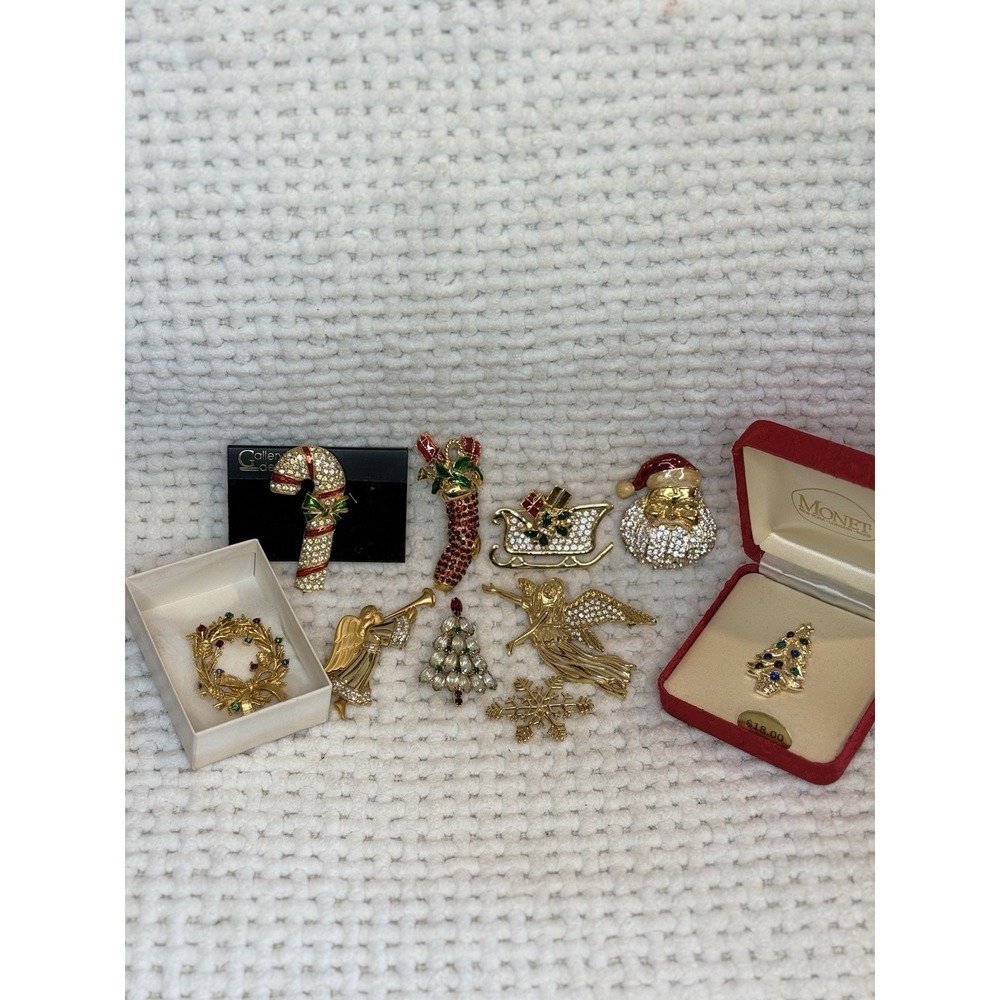 Vintage Christmas Brooch Lot (10)  Monet Gallery Designs Holiday Pins Santa Tree